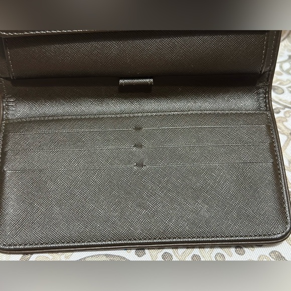 π SOLD π LV Monogram Green Mini Lin International Wallet - Picture 5 of 9